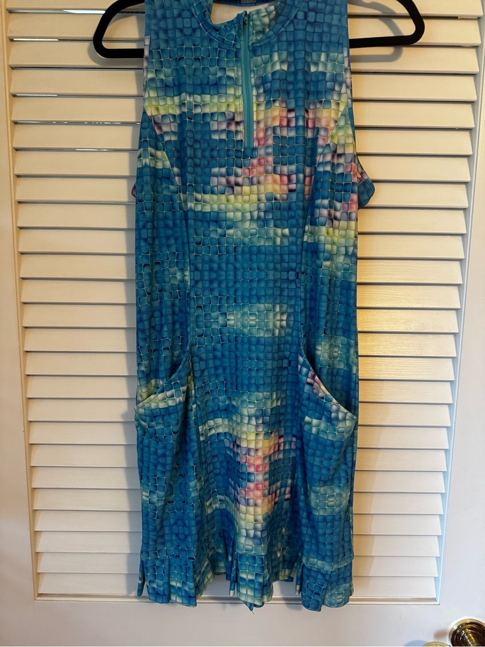 Tzu Tzu Blue Mosaic-Print Sleeveless One-Piece golf dress